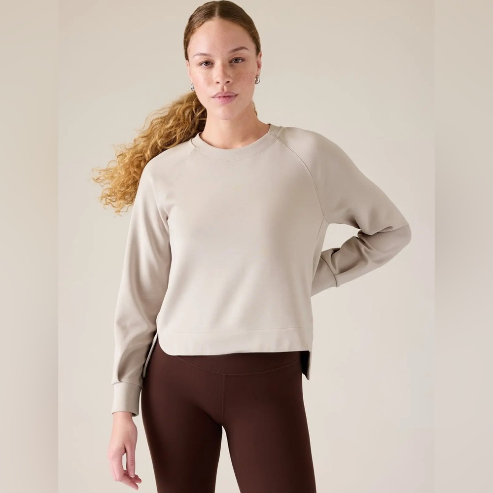 Athleta Seasoft Crewneck Pullover